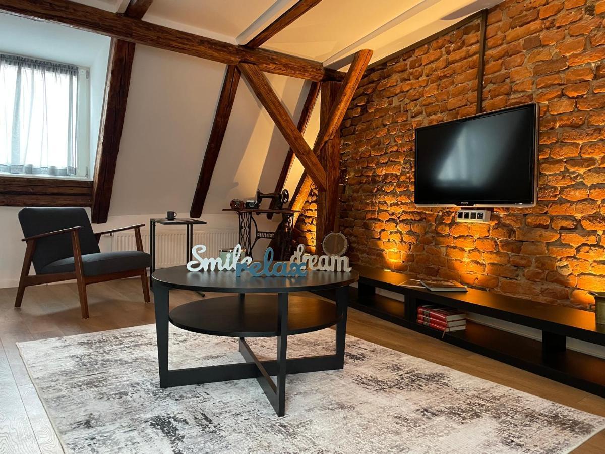 Grich Witch Apartment Zagreb Bagian luar foto
