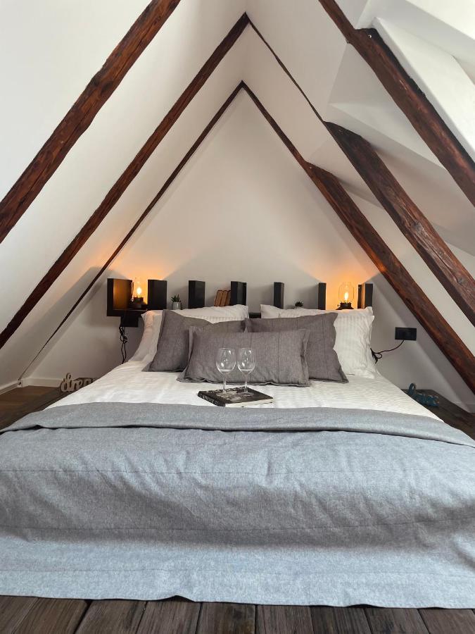 Grich Witch Apartment Zagreb Bagian luar foto